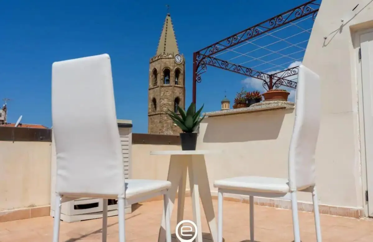 Suite Life Enjoy A Breathtaking View Of Alghero